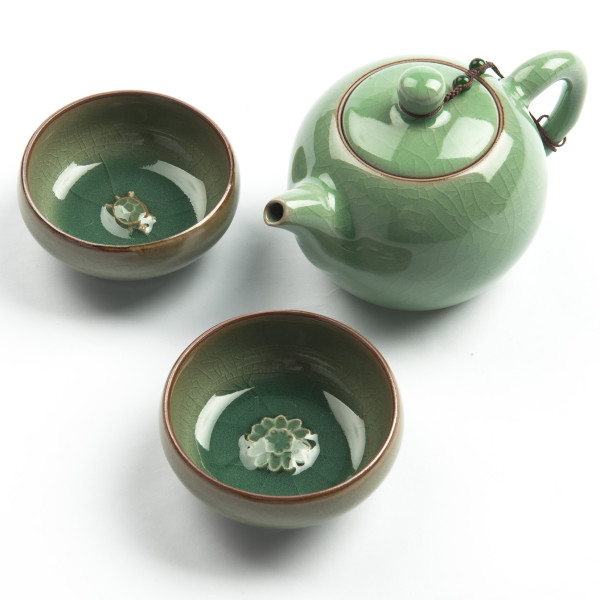 Exclusive Chinese Gong Fu Cha Tea Set "Charms", Crackle-Glazed Celadon, 3 pieces