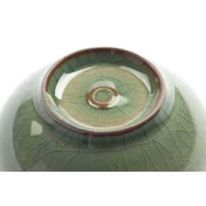 Ciotola da tè asiatica "Charms", celadon con struttura craquelé - motivo "Plum"