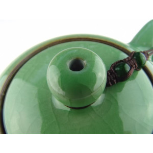 Classic Chinese Tea Pot, Celadon with Crackle-Glazing - 280 ml